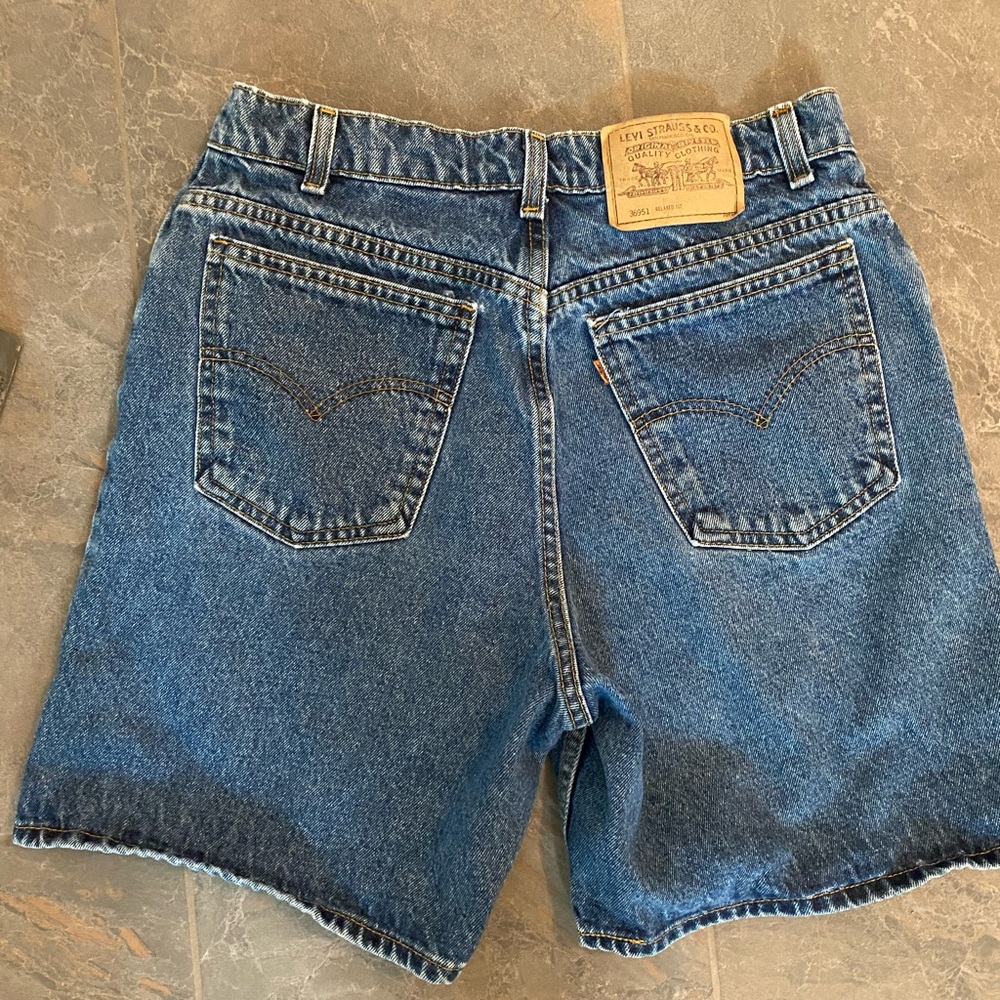 Vintage 1996Orange Tag Levi Denim Shorts 30” waist High Rise